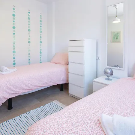 Appartement Awesome In Casares Costa With Kitchen Bahia de Casares
